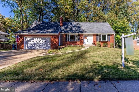 8616 Clydesdale Rd, Springfield, VA 22151 photo 2