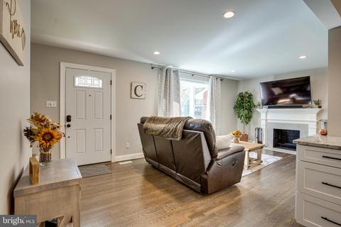 8616 Clydesdale Rd, Springfield, VA 22151 photo 12