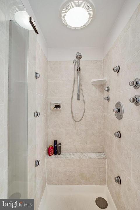 8616 Clydesdale Rd, Springfield, VA 22151 photo 25