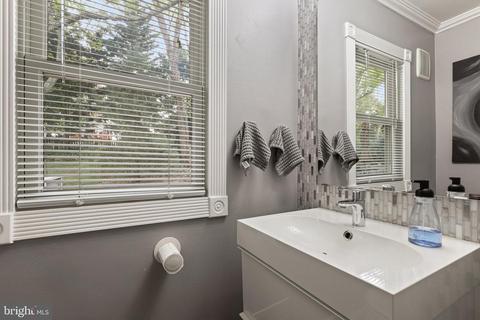 8705 Etta Dr, Springfield, VA 22152 photo 15