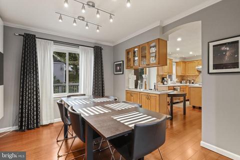 8705 Etta Dr, Springfield, VA 22152 photo 6