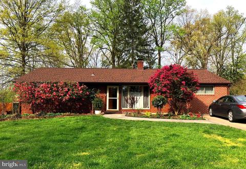 5213 Light St, Springfield, VA 22151 photo 1