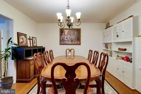 5213 Light St, Springfield, VA 22151 photo 10