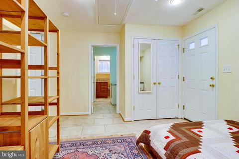 5213 Light St, Springfield, VA 22151 photo 16