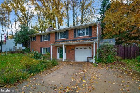 7430 Long Pine Dr, Springfield, VA 22151 photo 2