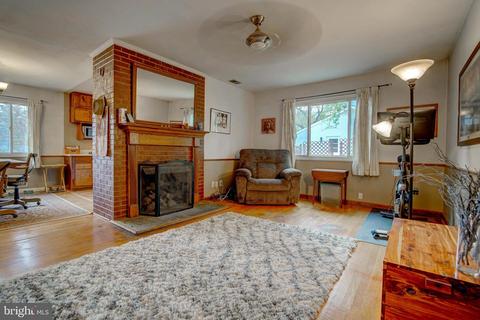 7430 Long Pine Dr, Springfield, VA 22151 photo 11