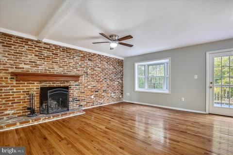 7716 Cervantes Ln, Springfield, VA 22153 photo 8