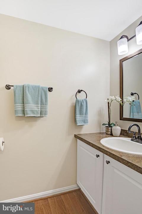 8721 Etta Dr, Springfield, VA 22152 photo 18