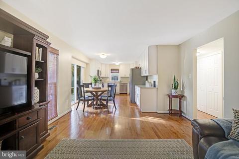 8721 Etta Dr, Springfield, VA 22152 photo 14