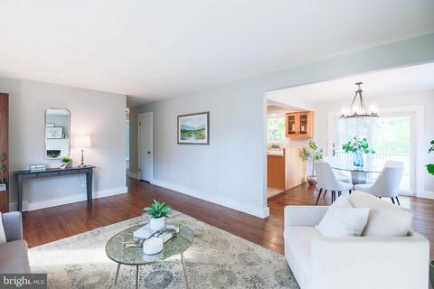 7306 Jervis St, Springfield, VA 22151 photo 8