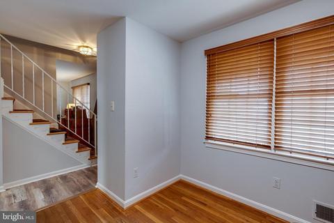 6902 Sydenstricker Rd, Springfield, VA 22152 photo 6