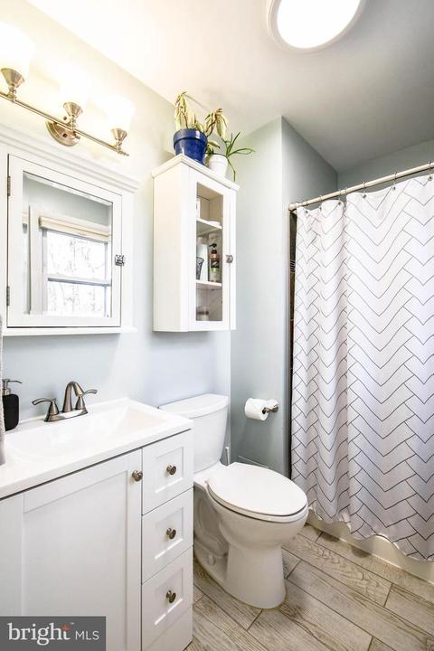 6919 Ashbury Dr, Springfield, VA 22152 photo 27