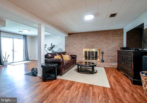 6919 Ashbury Dr, Springfield, VA 22152 photo 39