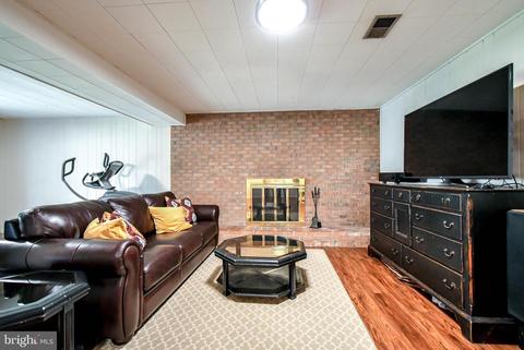 6919 Ashbury Dr, Springfield, VA 22152 photo 38
