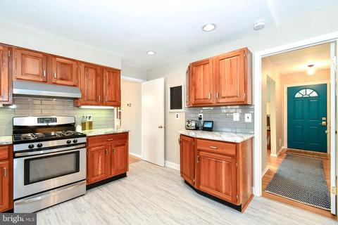6919 Ashbury Dr, Springfield, VA 22152 photo 18