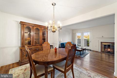 7040 Bradwood Ct, Springfield, VA 22151 photo 26