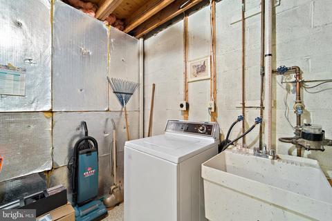7040 Bradwood Ct, Springfield, VA 22151 photo 45