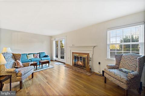 7040 Bradwood Ct, Springfield, VA 22151 photo 23