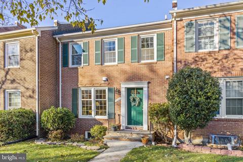 7040 Bradwood Ct, Springfield, VA 22151 photo 1