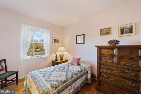 7040 Bradwood Ct, Springfield, VA 22151 photo 35