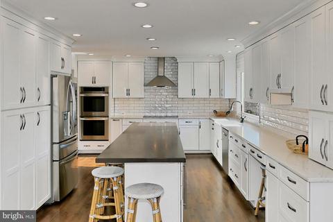 7705 Lear Rd, Mclean, VA 22102 photo 6