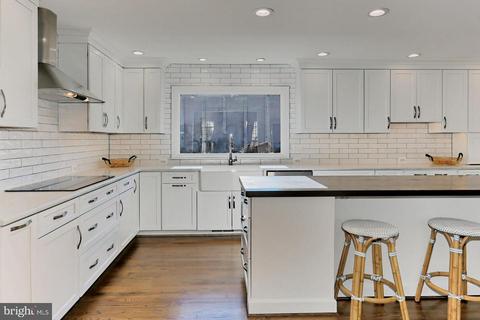 7705 Lear Rd, Mclean, VA 22102 photo 5