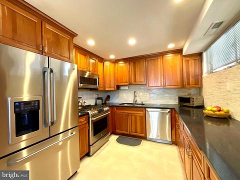 1725 Maxwell Ct, Mclean, VA 22101 photo 9