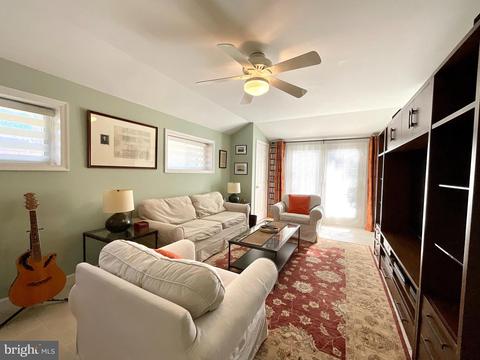 1725 Maxwell Ct, Mclean, VA 22101 photo 12
