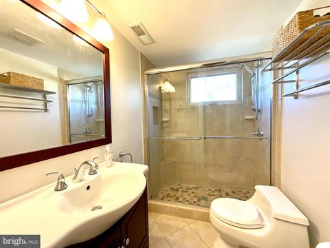 1725 Maxwell Ct, Mclean, VA 22101 photo 15