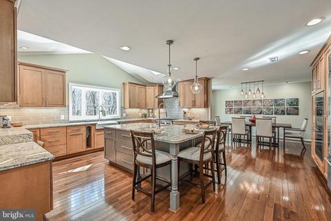 7725 Modisto Ln, Springfield, VA 22153 photo 14