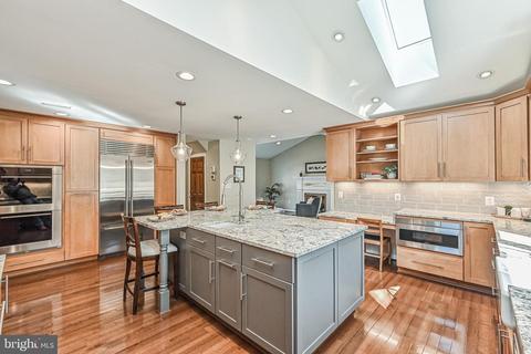 7725 Modisto Ln, Springfield, VA 22153 photo 8