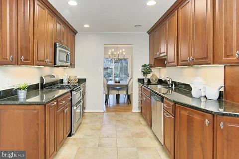 6313 Alberta St, Springfield, VA 22152 photo 18
