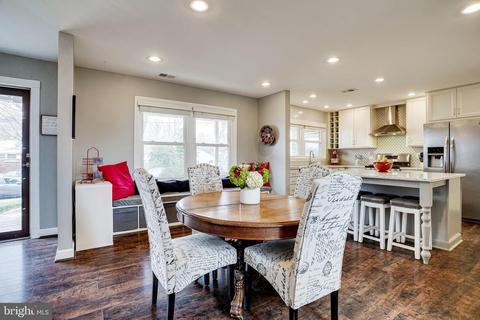 8103 Carrick Ln, Springfield, VA 22151 photo 12