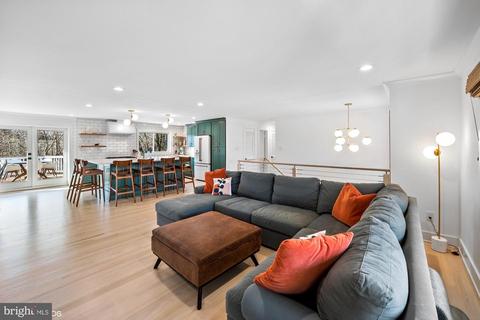6327 Kellogg Dr, Mclean, VA 22101 photo 5
