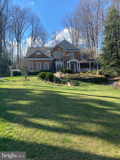 8716 Brook Rd, Mclean, VA 22102 photo 1