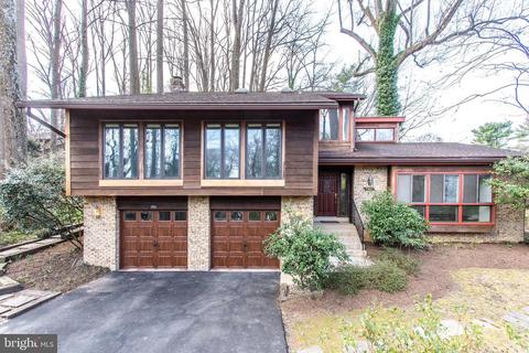 7921 Old Falls Rd, Mclean, VA 22102 photo 1