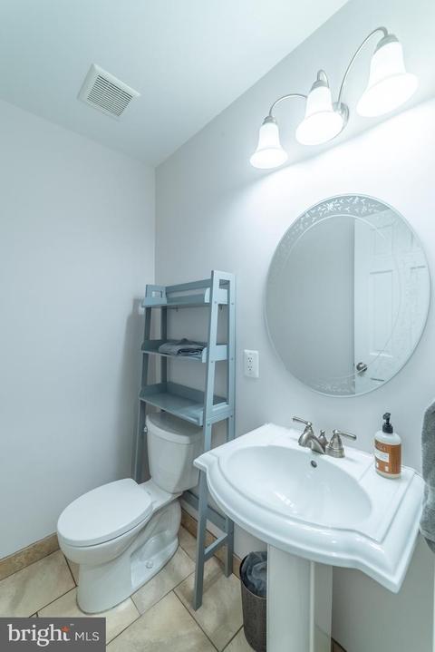 7413 Gresham St, Springfield, VA 22151 photo 26