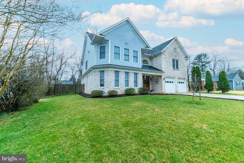 7413 Gresham St, Springfield, VA 22151 photo 3