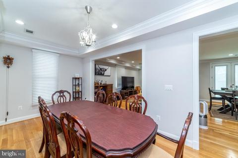 7413 Gresham St, Springfield, VA 22151 photo 10