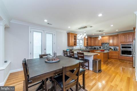 7413 Gresham St, Springfield, VA 22151 photo 15