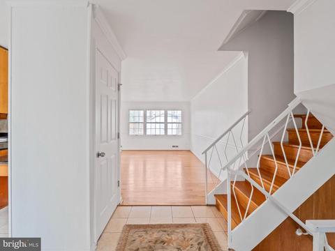 6229 Alberta St, Springfield, VA 22152 photo 2