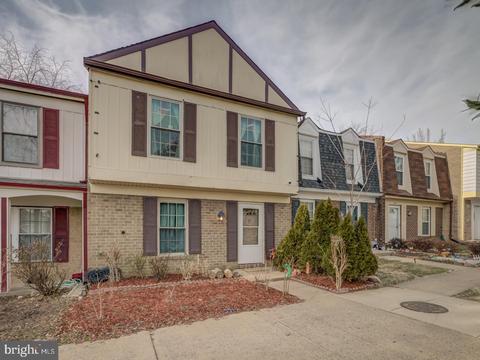 2113 Monaghan Dr, Herndon, VA 20170 photo 1
