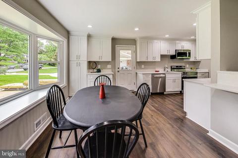 6227 Greeley Blvd, Springfield, VA 22152 photo 13