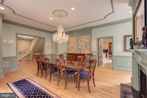 7709 Carlton Pl, Mclean, VA 22102 photo 4