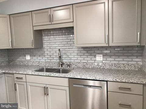 7910 Foote Ln, Springfield, VA 22151 photo 10