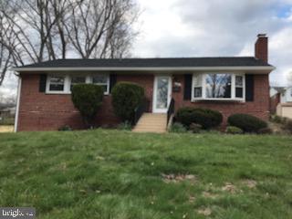 7910 Foote Ln, Springfield, VA 22151 photo 2
