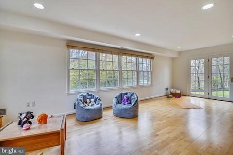 1742 Great Fls, Mclean, VA 22101 photo 24