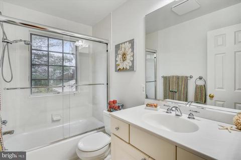 1742 Great Fls, Mclean, VA 22101 photo 21