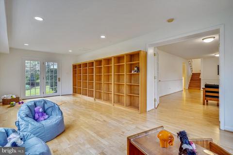 1742 Great Fls, Mclean, VA 22101 photo 25