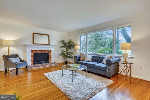 1742 Great Fls, Mclean, VA 22101 photo 4